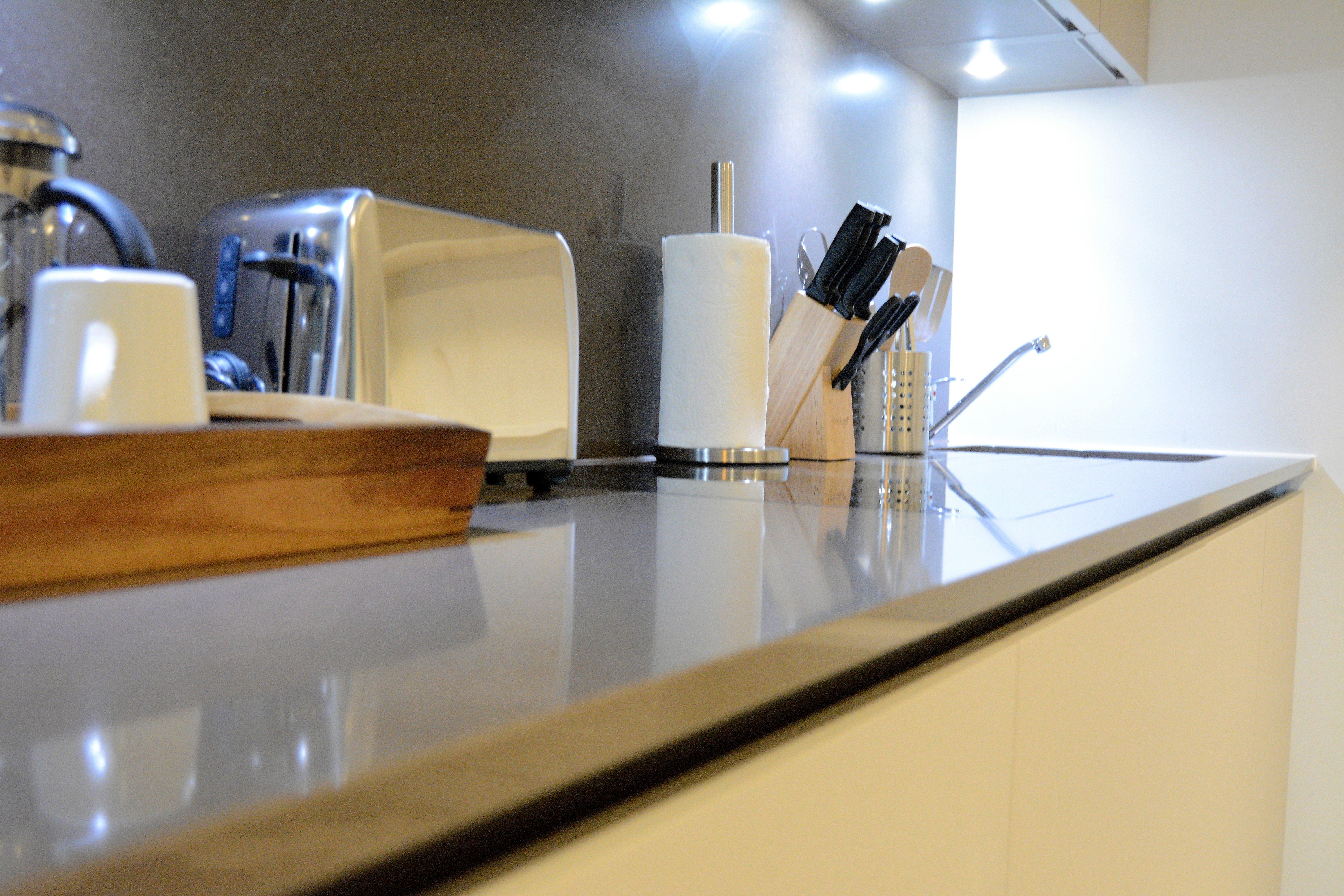 Staybridge Suites London Heathrow - Bath Road, An Ihg Aparthotel Хилингдън Екстериор снимка