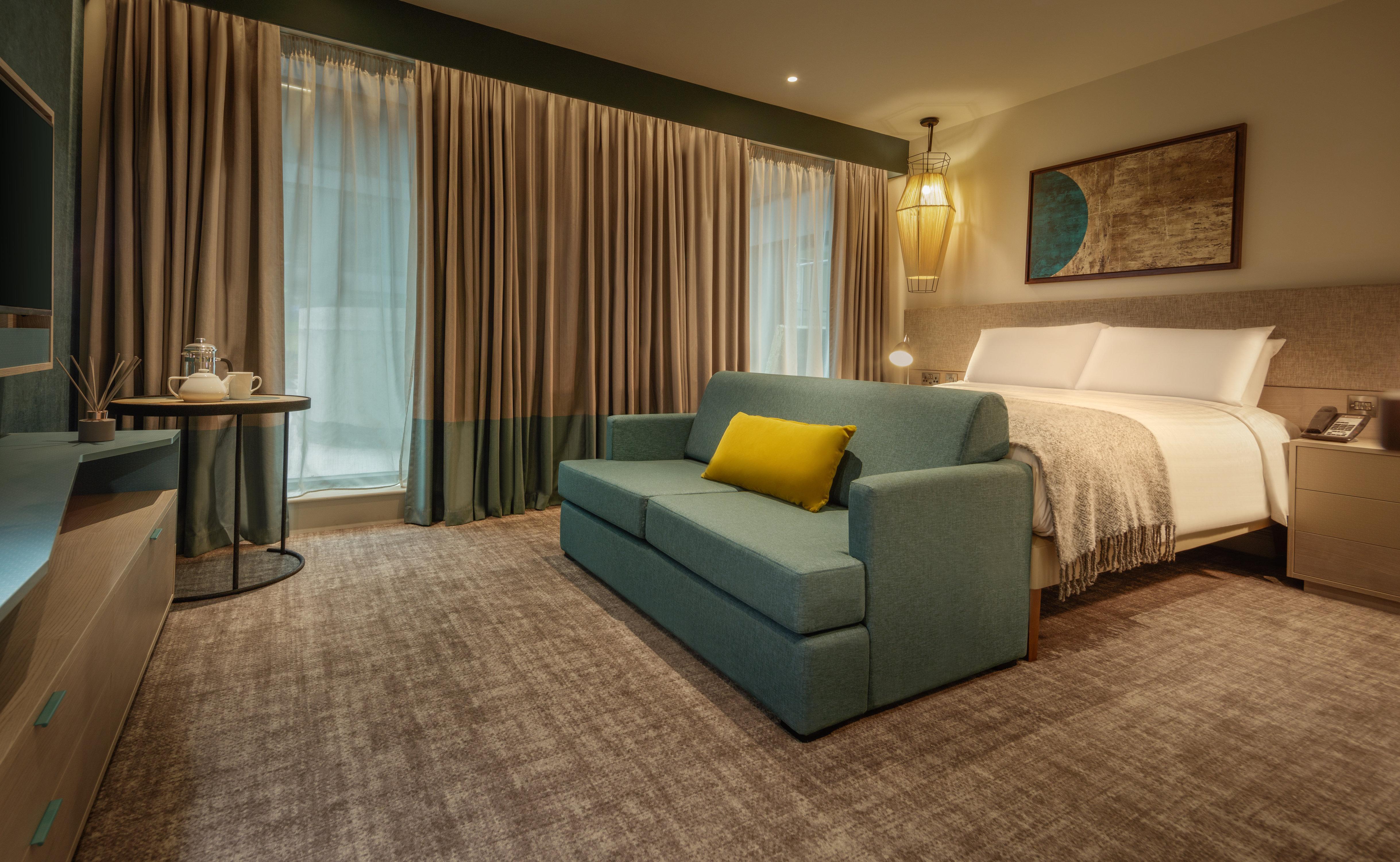 Staybridge Suites London Heathrow - Bath Road, An Ihg Aparthotel Хилингдън Екстериор снимка
